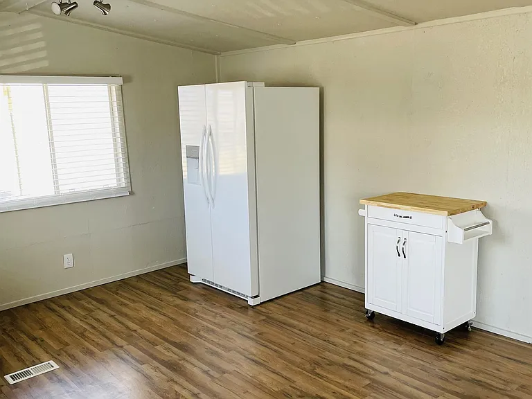 818 Ponderosa Ln #3 — Photo 2