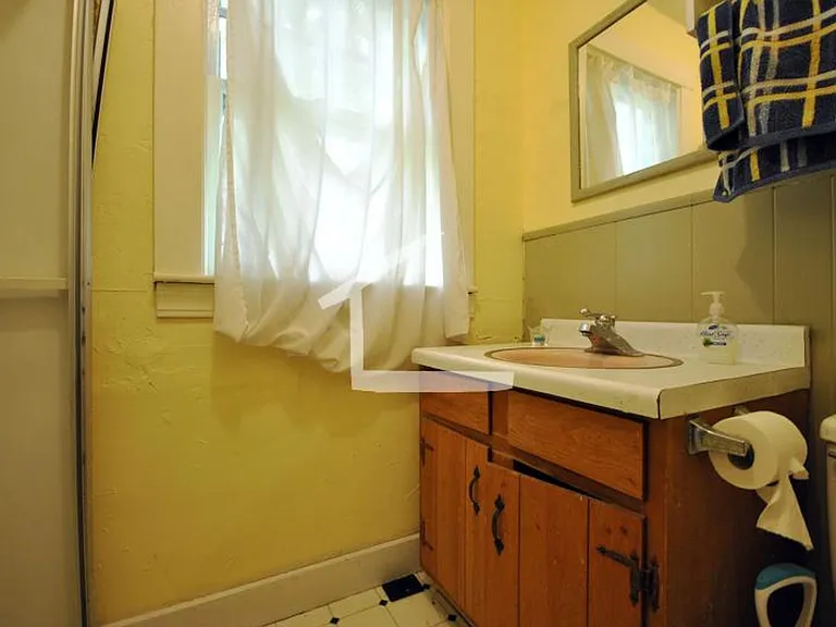 11 Burton St #9 — Photo 13