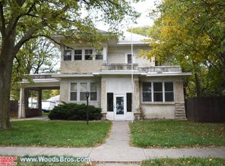 1217 9th St, Aurora, NE 68818