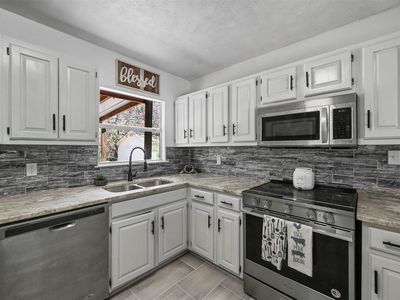 11817 Rupley Ln, Dallas, TX, 75218