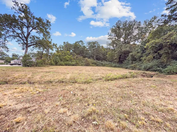 4925 N Market St, Shreveport, LA 71107