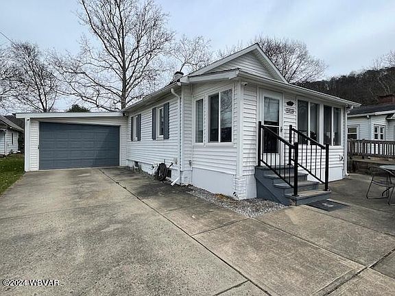 2nd image of 1818 Vesta Ave