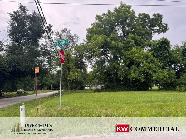 Frank St, Terrell, TX 75160
