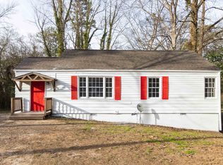 524 Hanes Dr, Forest Park, GA 30297