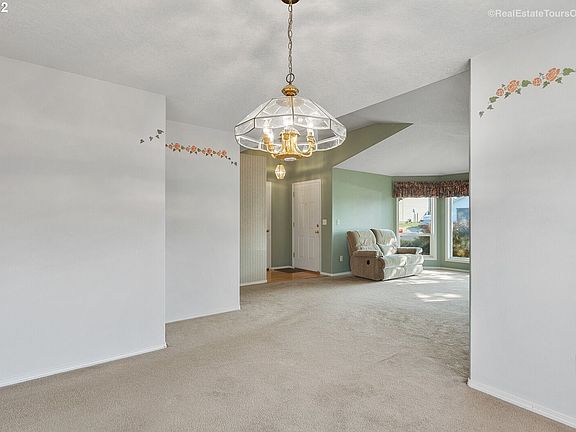 5th image of 10500 NE 88th St
