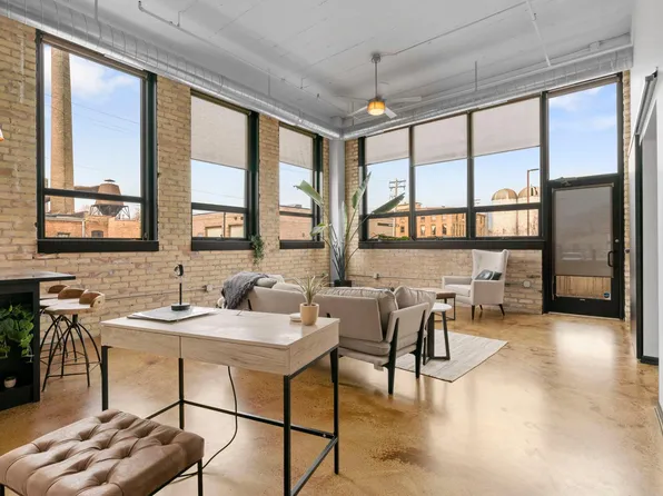 1701 Madison St NE Unit 103, Minneapolis, MN 55413