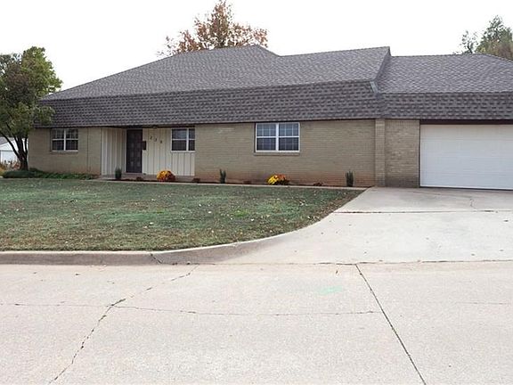 2nd image of 220 Klondike Dr