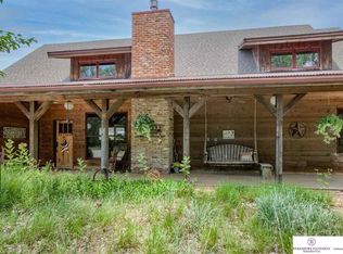 3012 Cat Fish Ln, Morse Bluff, NE 68648