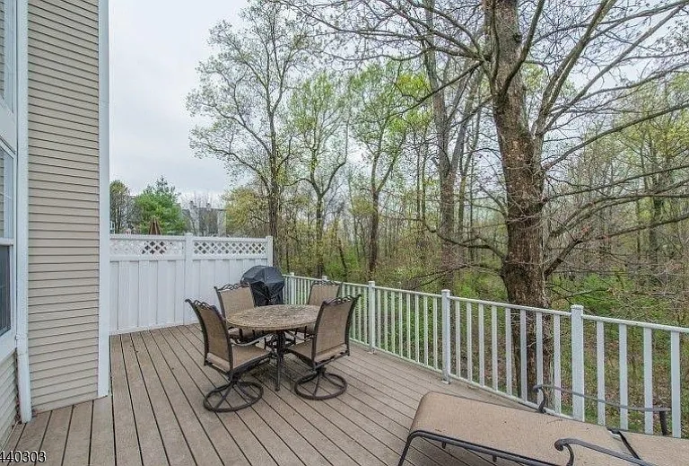 84 Constitution Way — Photo 18