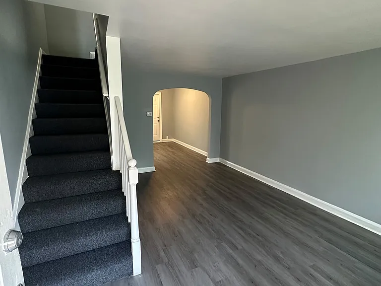 3611 Kenyon Ave — Photo 5