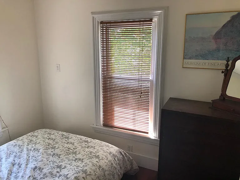 67 Perry St #6 — Photo 10