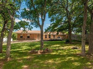 9850 Sycamore Dr, Little Elm, TX 75068