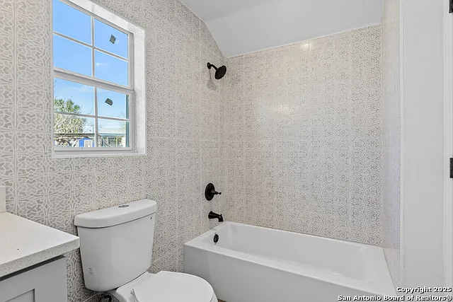 362 Avenue J — Photo 18