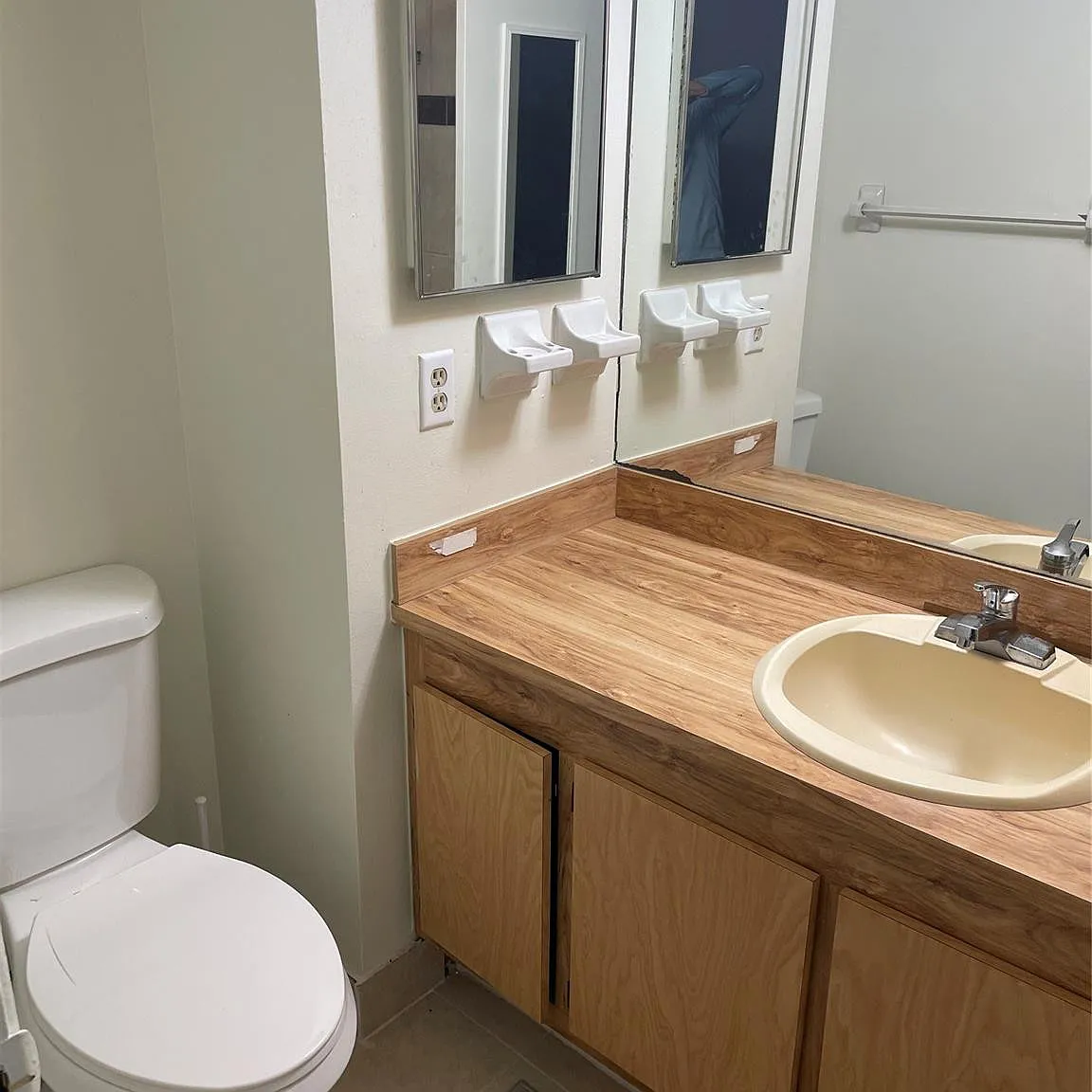 2 bed, 2.0 bath, 790 sqft, $2,200 — Photo 2
