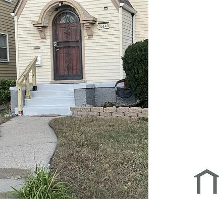 2 bed, 942 sqft, $1,050 — Photo 2