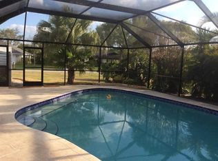 12305 Sawgrass Ct, Wellington, FL 33414