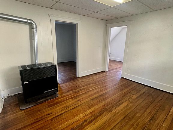 3rd image of 2714 Norwalk St