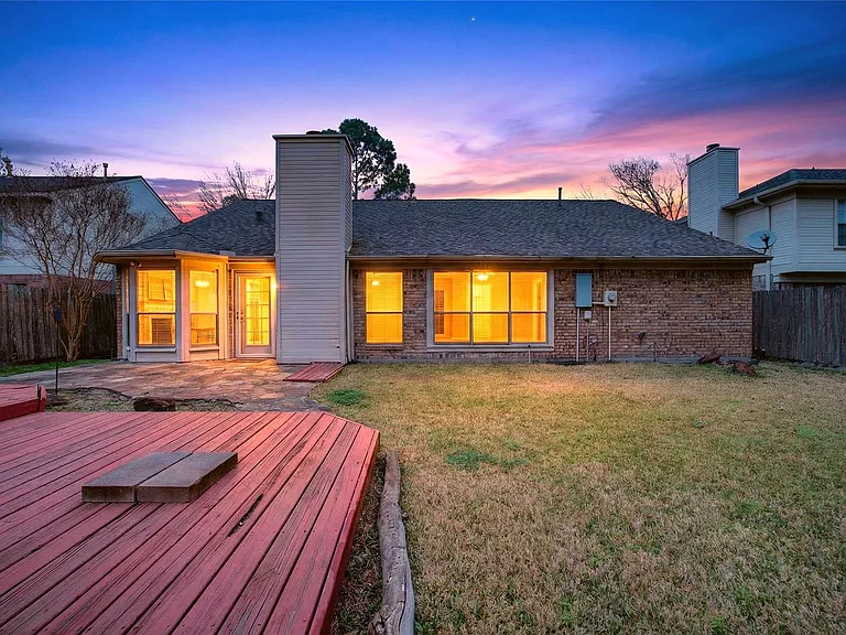1035 Cascade Creek Dr — Photo 38