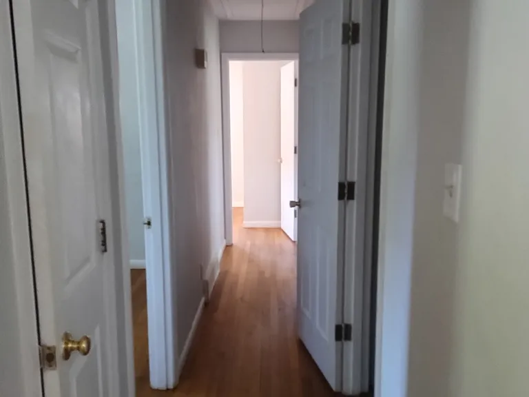 164 Quebec Way — Photo 3