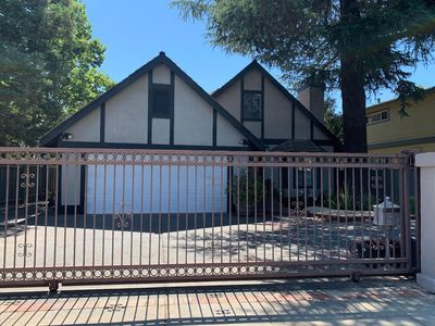 University Ave, Los gatos, CA, 95032