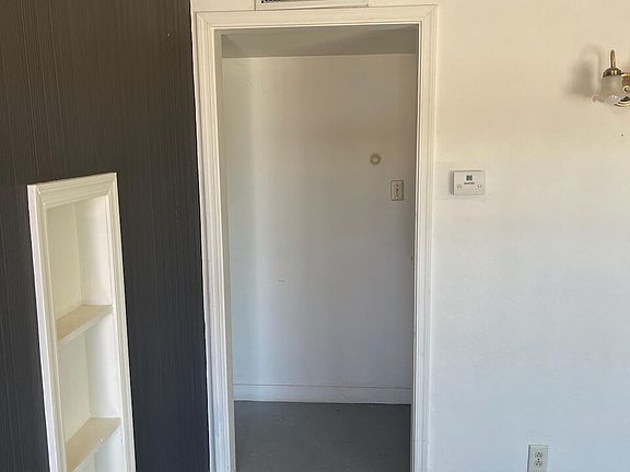 5th image of 1702 N Tyndall Ave #1704