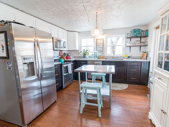 5th image of 7503 Outer Lincoln Ave