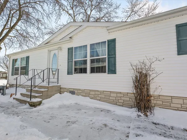 371 Elder Ln, Belvidere, IL 61008