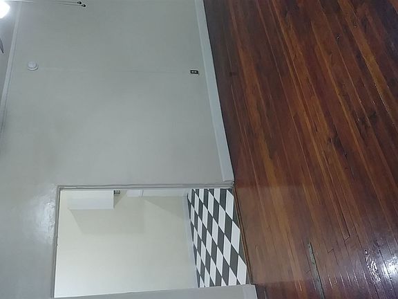 4th image of 901 S Kingsley Dr APT 405