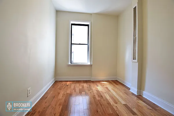 Rented by null | media 15