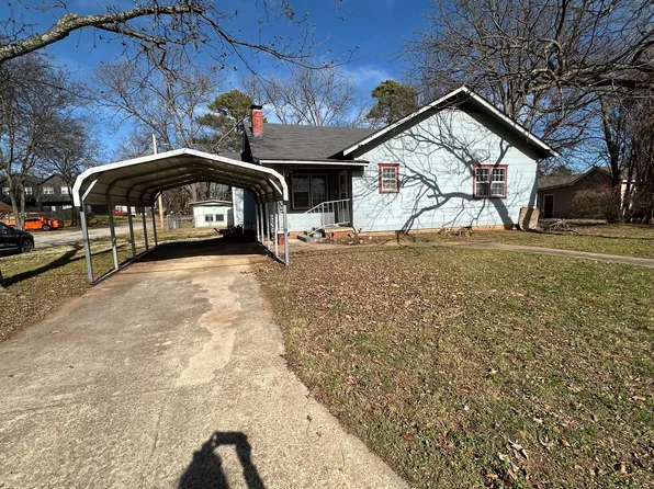 324 W Plum St, Durant, OK 74701