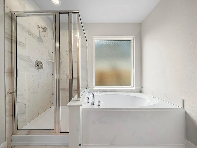 3327 Tilley Dr — Photo 22