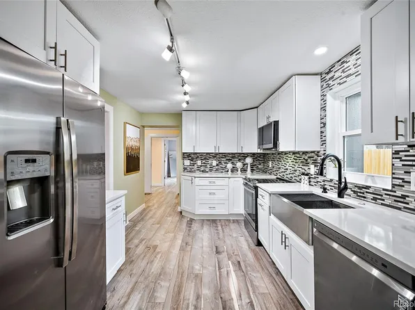 3255 S Corona Street, Englewood, CO 80113