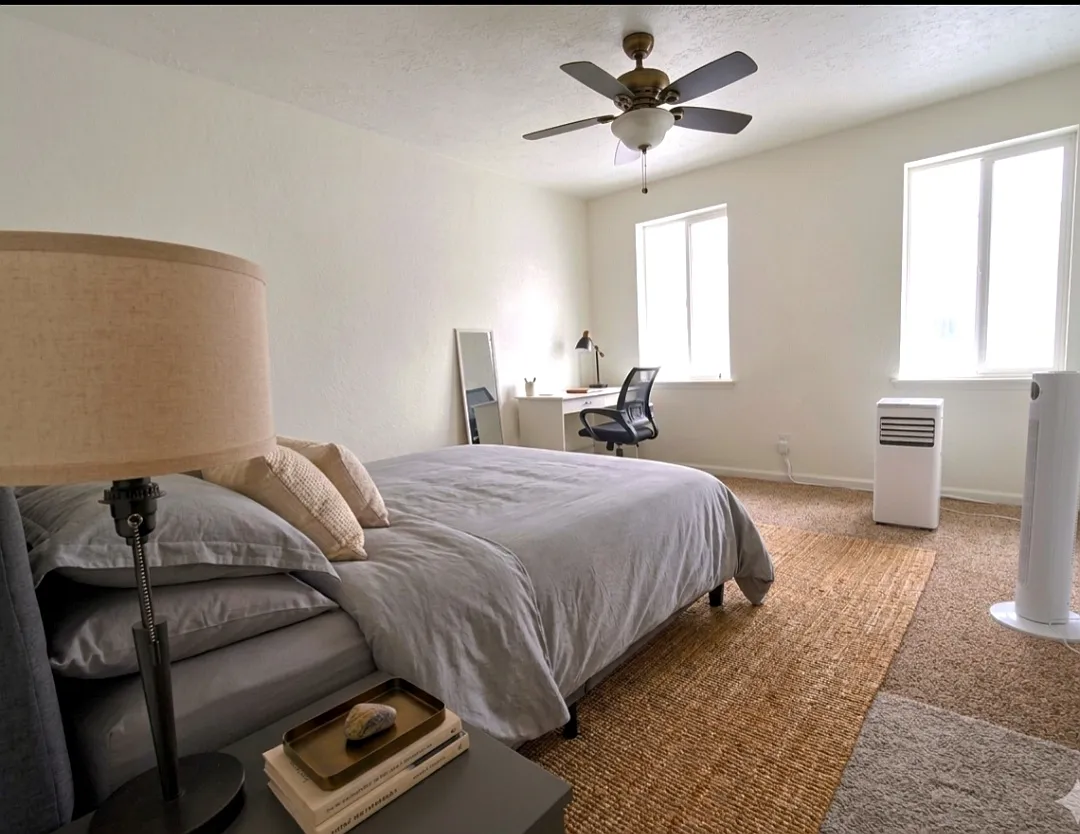 Primary bedroom with natural light - 2416 Carey Way