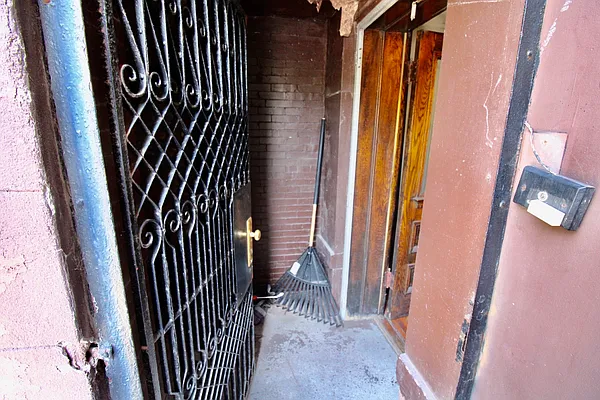 Rented by Owner | media 21