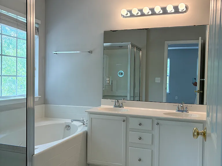 1020 Purple Glory Dr — Photo 13