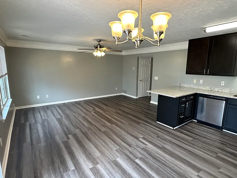 1087 Duval St — Photo 23