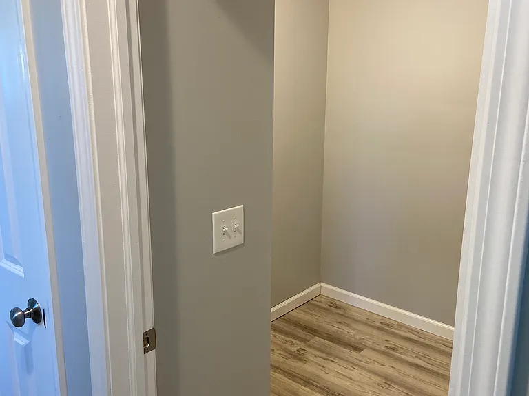 2-11 Winston Dr — Photo 7