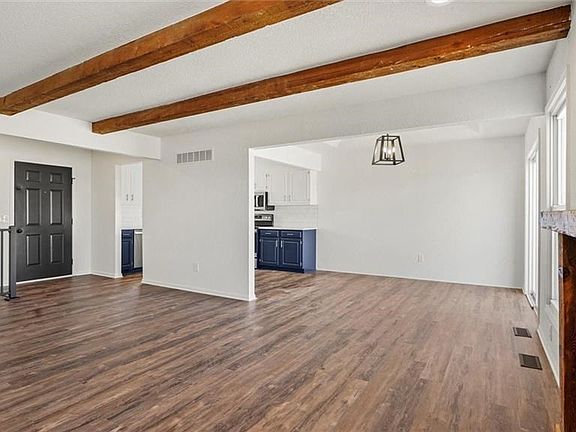 4th image of 33470 W 163rd St