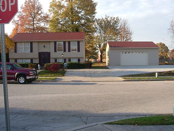 24X28 Garage Built 2006