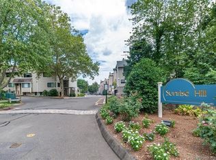 278 Sunrise Hill Ln #278, Norwalk, CT 06851