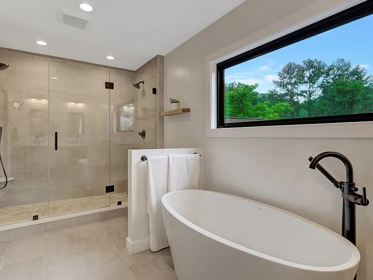 10904 Belgravia Ct — Photo 38