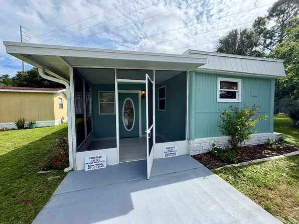 8815 Poe Dr, Tampa, FL 33615
