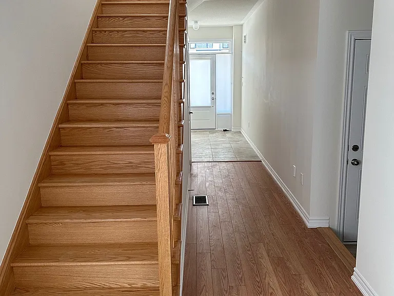 34 Durham Ave — Photo 12