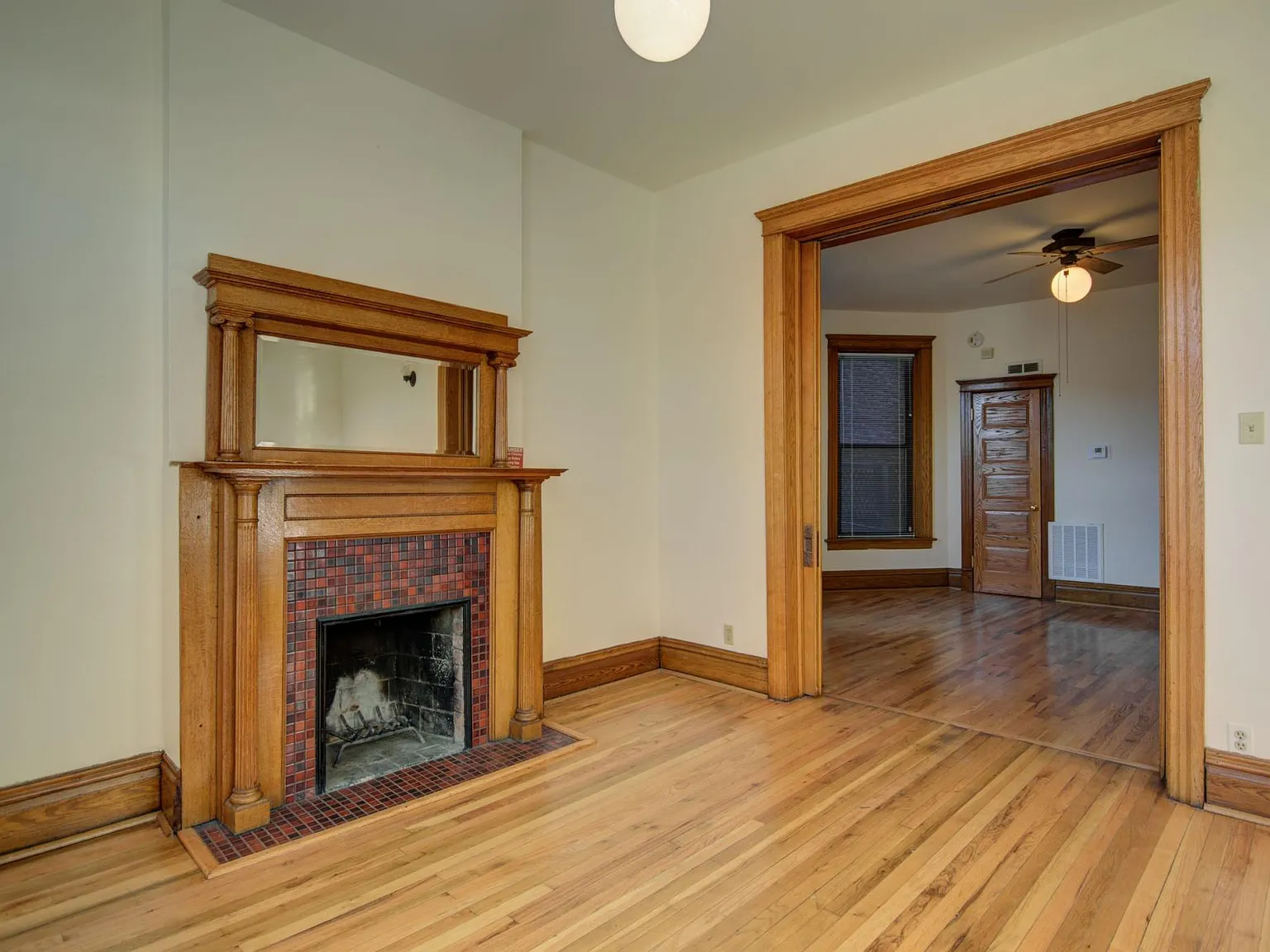 3 bed, 1.5 bath, 1400 sqft, $3,795 — Photo 1