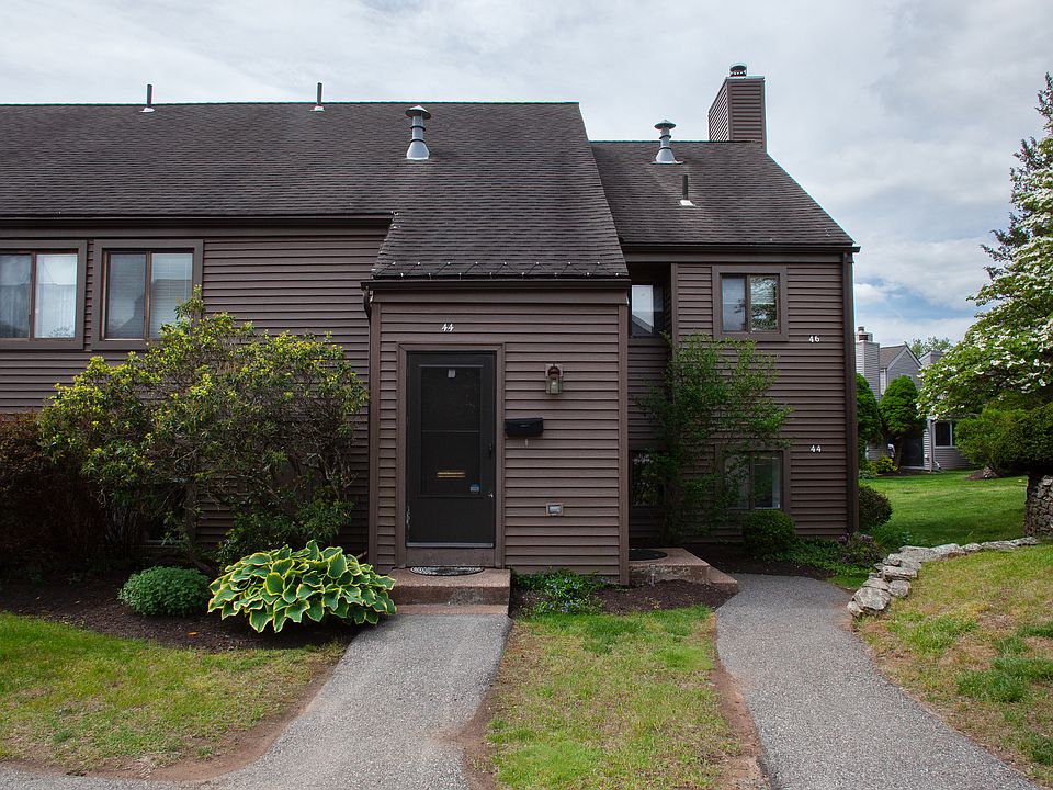 1st image of 44 Hollister Way South #44