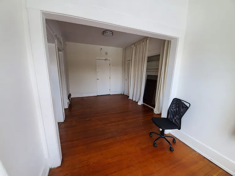 30 Dudley Ave — Photo 10