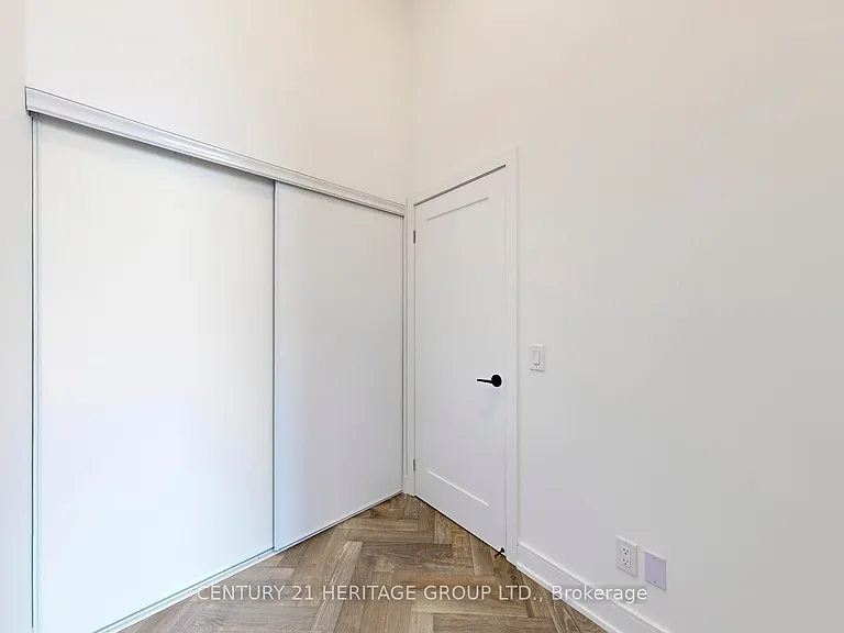 8888 Yonge St #103-L/W — Photo 36