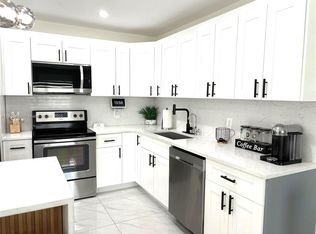 6515 SW 20th Ct, Hollywood, FL 33023