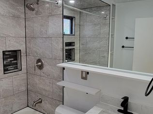 80 Hartwell Rd, Buffalo, NY 14216