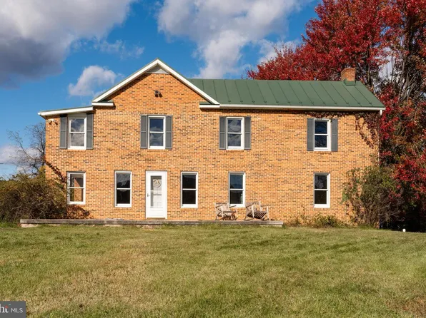 461 Thunderbird Rd, Bentonville, VA 22610